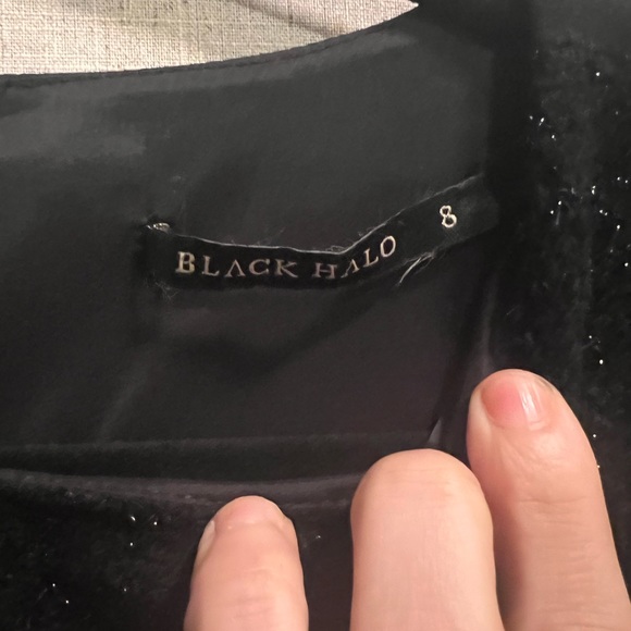 BLACK HALO sheath dress - Picture 2 of 5